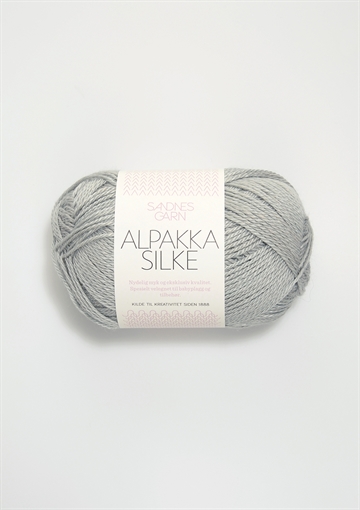 Sandnes Alpakka Silke fv. 7521 lys gråblå